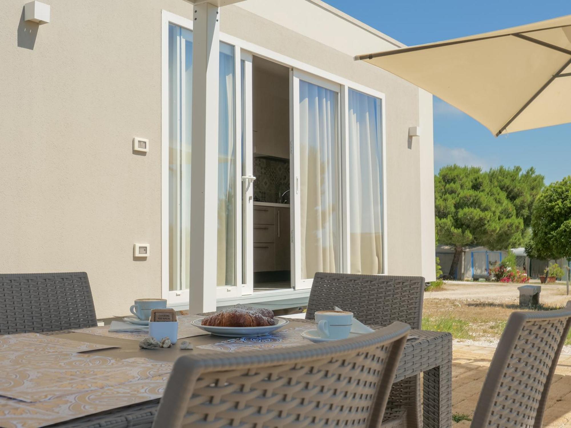 Santo Stefano Village Монополи Экстерьер фото