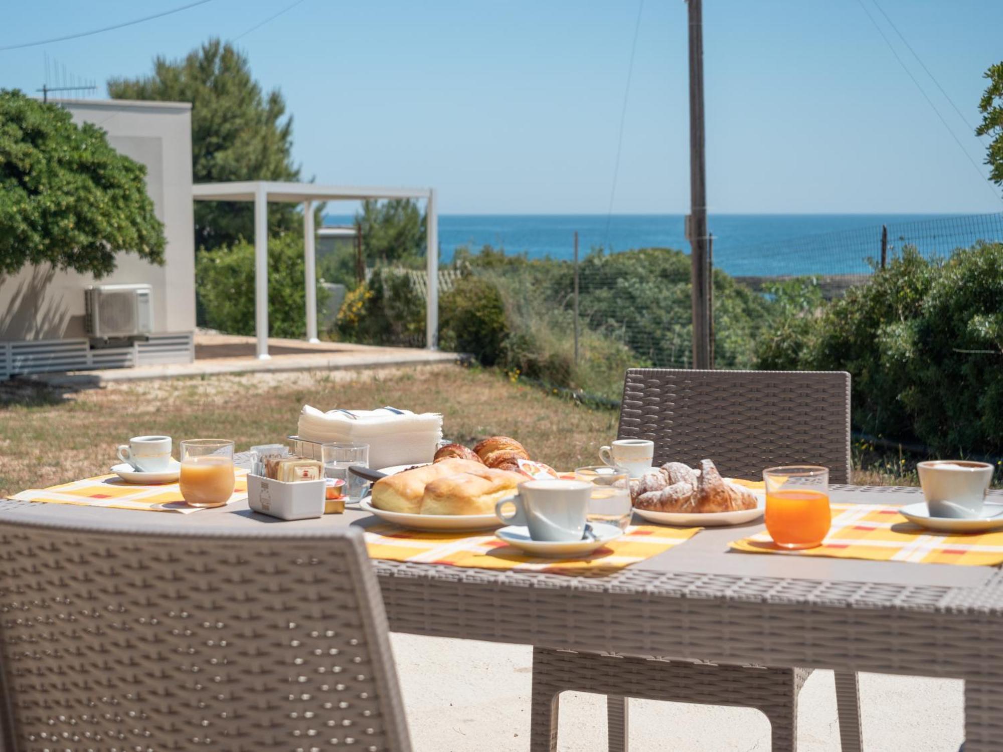 Santo Stefano Village Монополи Экстерьер фото